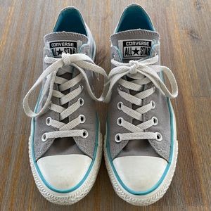 Women’s Converse Low Top Sneakers